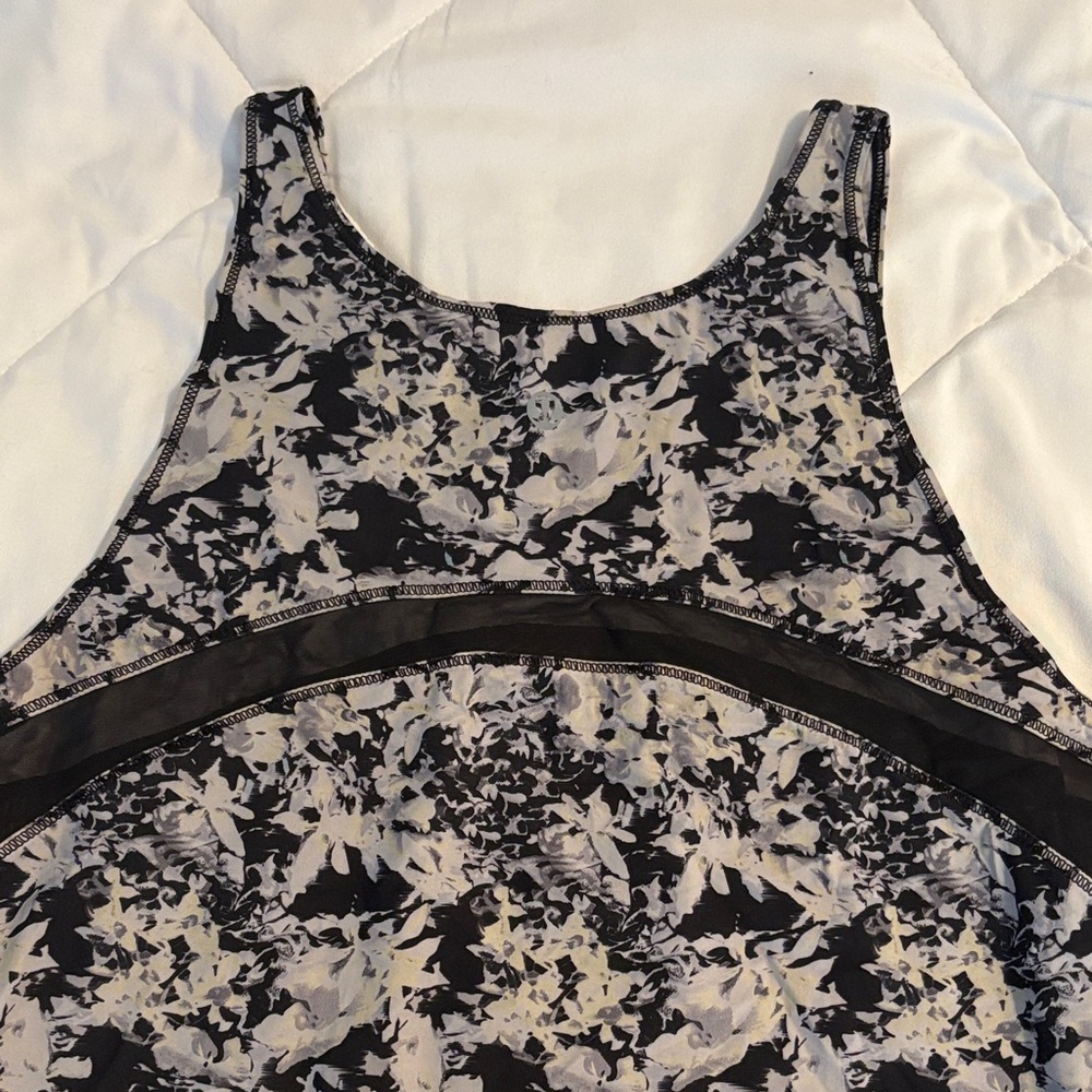 lululemon athletica Water Sun Runner Tank Top - Picture 6 of 6
